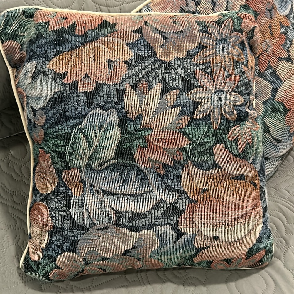Bundle of 2 flowered pillows. Each is 16” squared - Picture 2 of 7